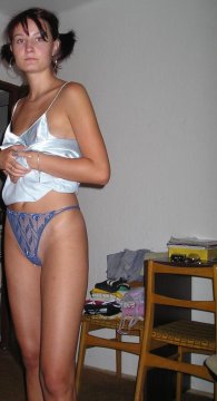 NylonSinah aus Niederösterreich,Österreich